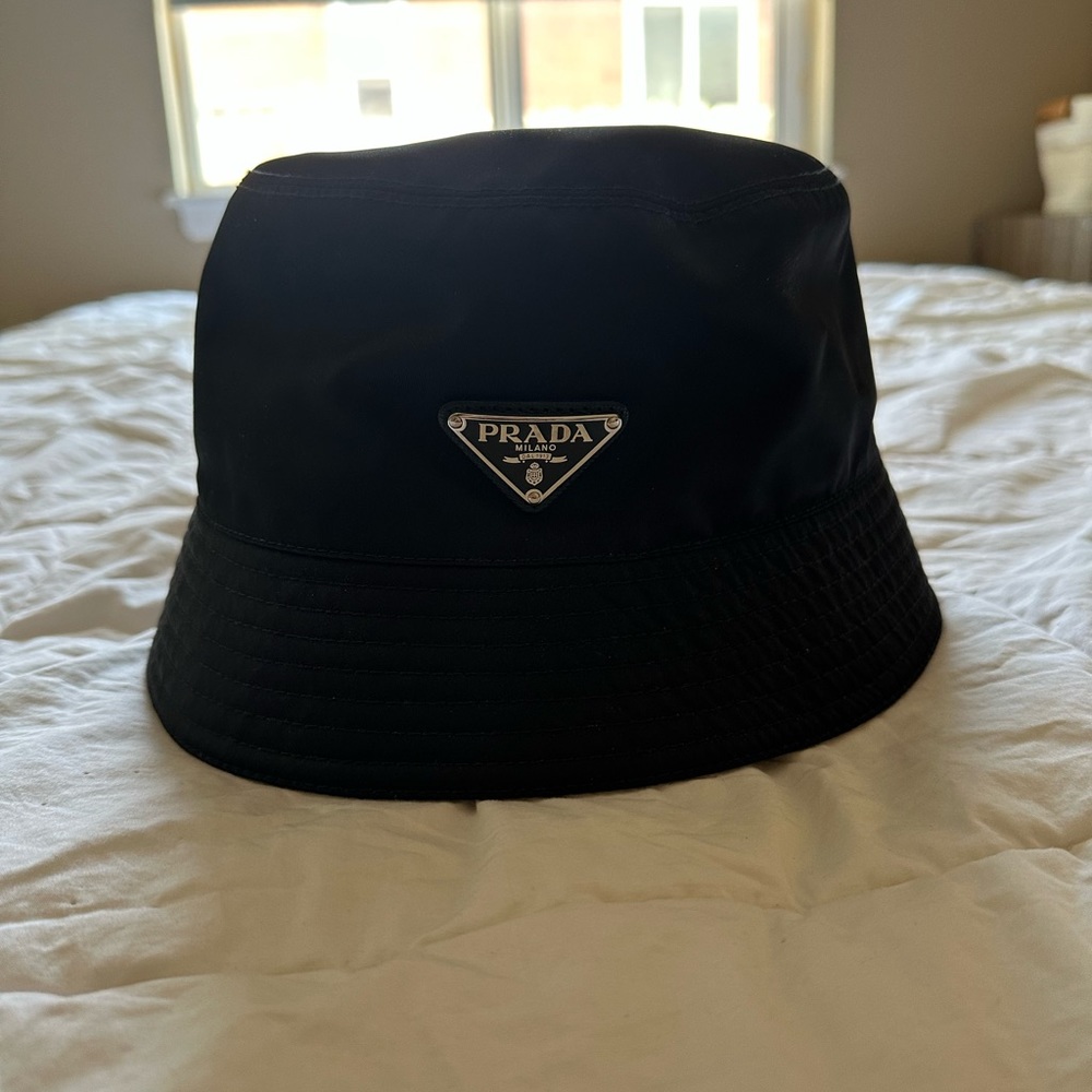 Women’s Prada Bucket Hat (Medium, Black, Nylon)